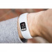 Фитнес-браслет Garmin Vivofit 4 белый стандартного размера, 85135, от производителя Garmin