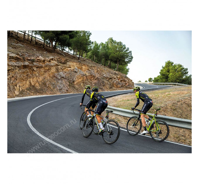 Часы Garmin Enduro титановый корпус с угольно-серым DLC-покрытием и черный нейлоновый ремешок UltraFit, 106785, от производителя Garmin