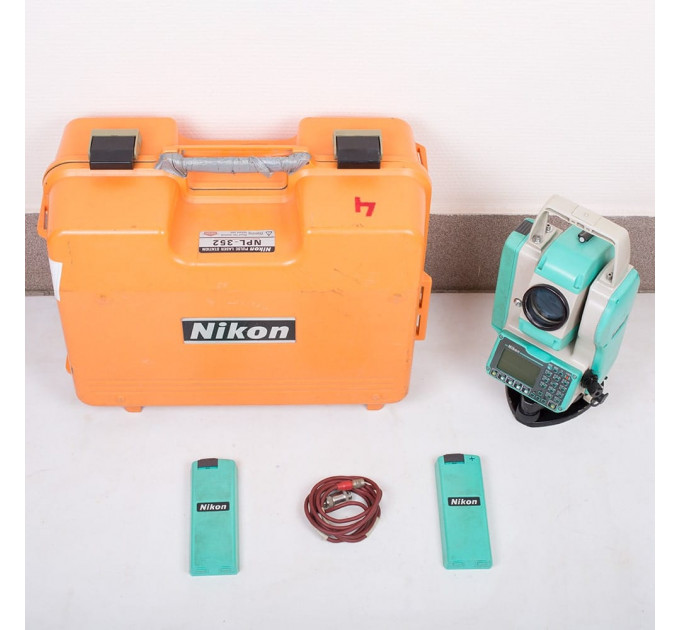 Б/у тахеометр Nikon NPL-352, 98988, от производителя Nikon